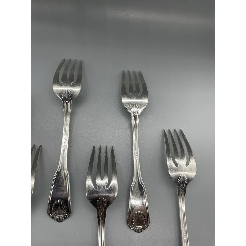 Towle Boston Shell‎ Silverplate Lot of 7 Salad Forks